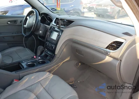 2015 Chevrolet Traverse 2Lt z USA, uszkodzony, nr VIN 1GNKRHKD6FJ374121